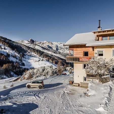 Garni Baita San Cassiano  Exterior photo